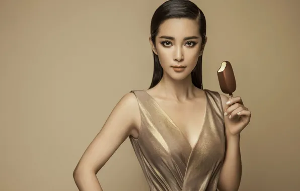 Look, pose, makeup, figure, actress, ice cream, hair, look