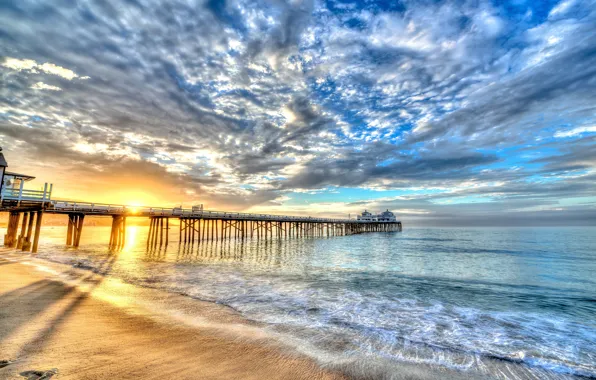 Sand, sea, the sky, the sun, clouds, rays, sunset, shore