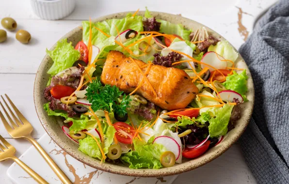 Meat, vegetables, tomato, olives, salad, radishes