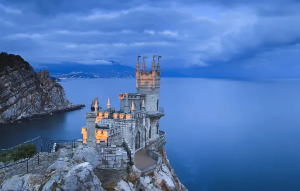 Coast, the evening, Crimea, Swallow's nest