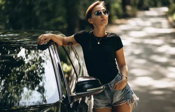 Picture car, girl, shorts, beautiful, glasses, cute