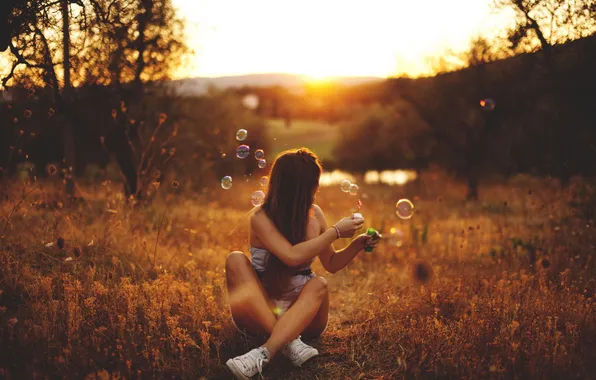 Girl, sunset, bubbles