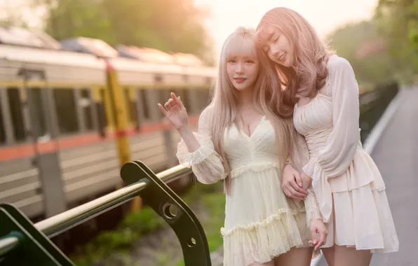 Road, light, pose, smile, girls, train, hand, makeup