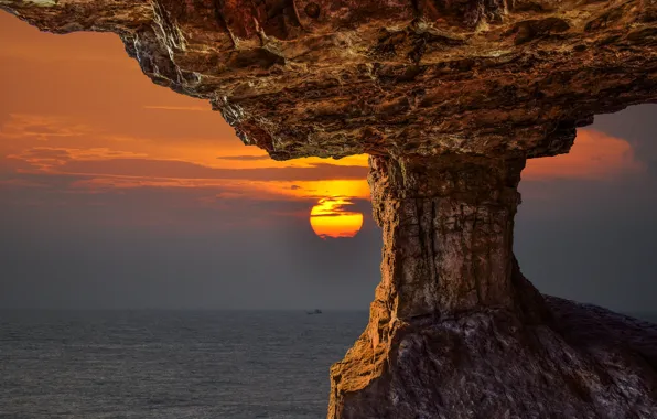 Picture sea, the sky, the sun, sunset, rocks