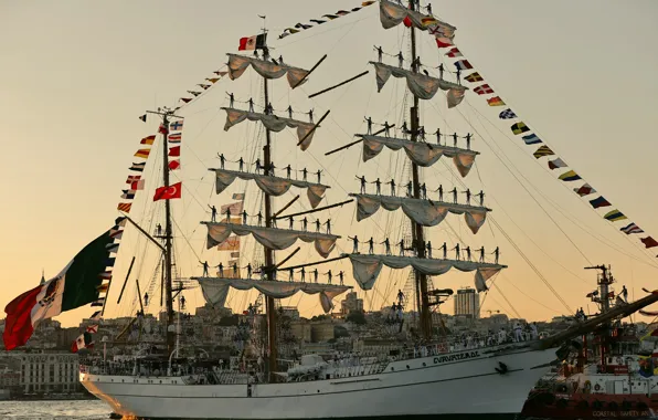 Mexico, Cuauhtemoc, training sailboat