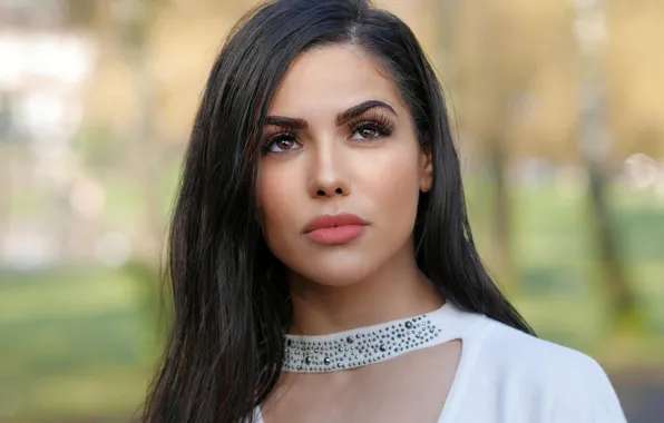 Picture look, girl, face, background, hair, lipstick, brunette, beauty