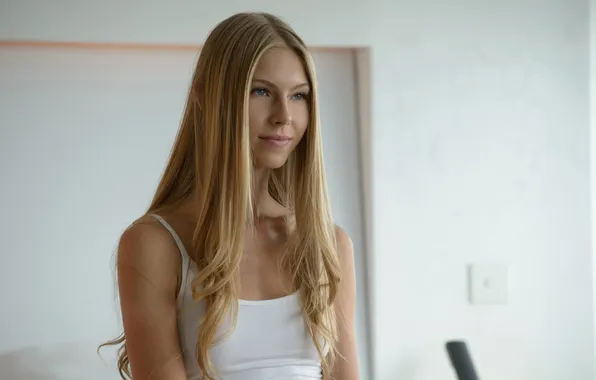 Model, Angelica, White Top, Don't Cha Wish