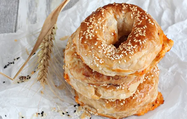 Bagels, cakes, sesame