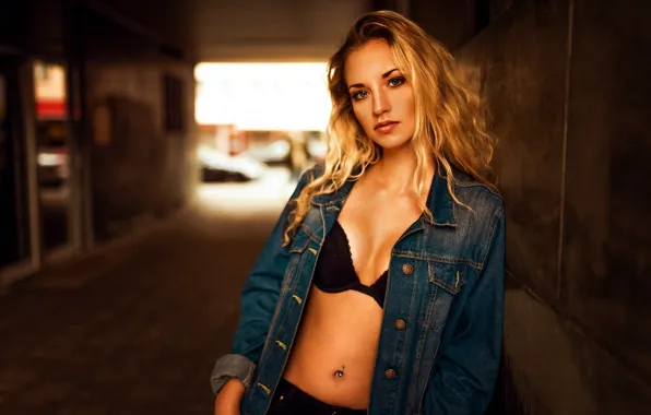 Model, portrait, makeup, piercing, jacket, hairstyle, blonde, the tunnel