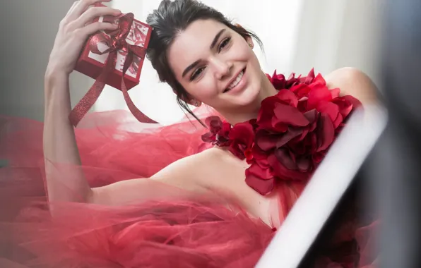 Smile, box, gift, red dress, Kendall Jenner, Kendall Jenner, dear devshuka