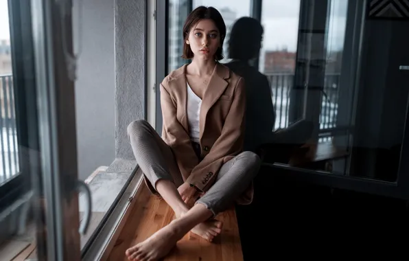 Picture makeup, window, sponge, Juliana Naidenova