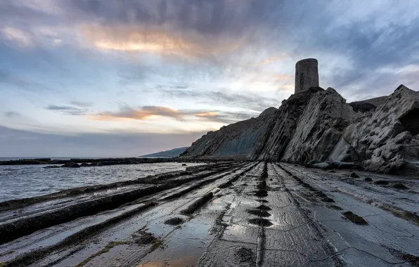 Sea, shore, tower