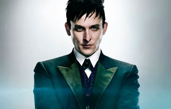 Picture Penguin, Gotham, Oswald Cobblepot, Robin Lord Taylor, Robin Lord Taylor