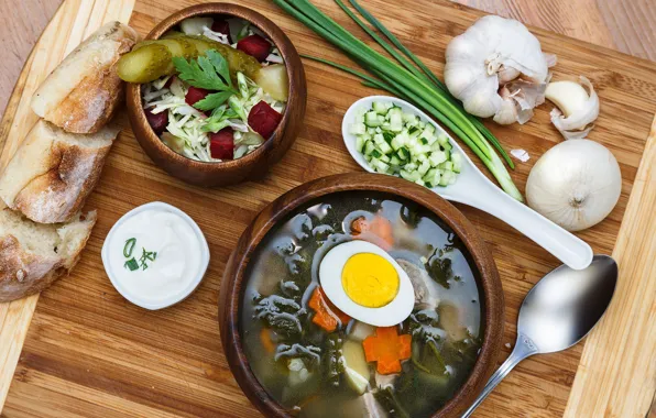 Egg, bow, bread, salad, soup, garlic, sour cream