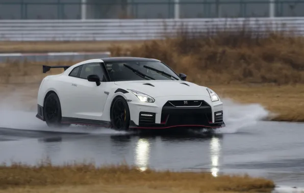 White, water, squirt, Nissan, GT-R, R35, Nismo, 2019