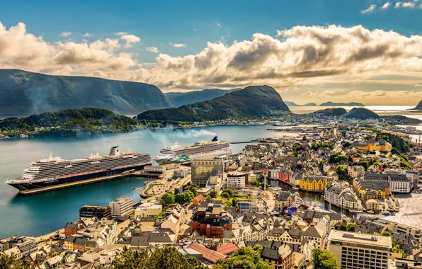 Picture the sky, clouds, ships, Norway, Norway, Ålesund, Alesund