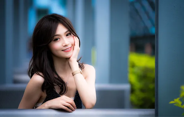 Face, smile, the building, watch, brown hair, Asian