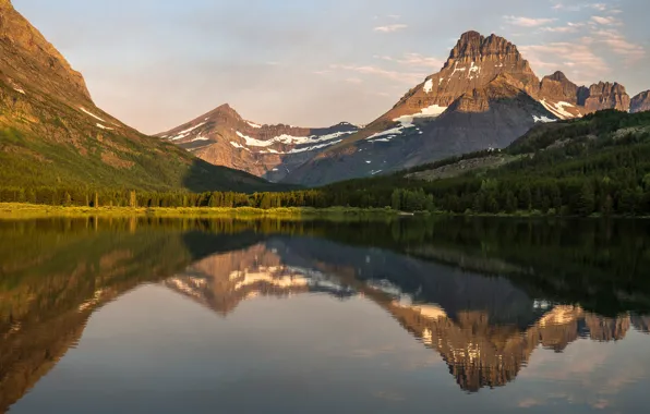 Picture forest, the sky, clouds, light, mountains, lake, reflection, rocks