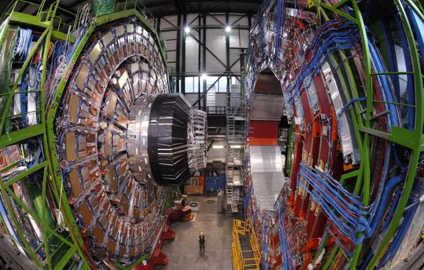 Picture Collider, WIRE, GENERATOR, SIZE, INDUSTRY, INSTALLATION, ACCELERATOR, WORKING