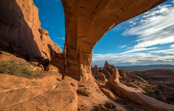 Picture mountains, rocks, arch, Utah, USA, Canyonland Field