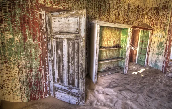 Picture sand, room, the door