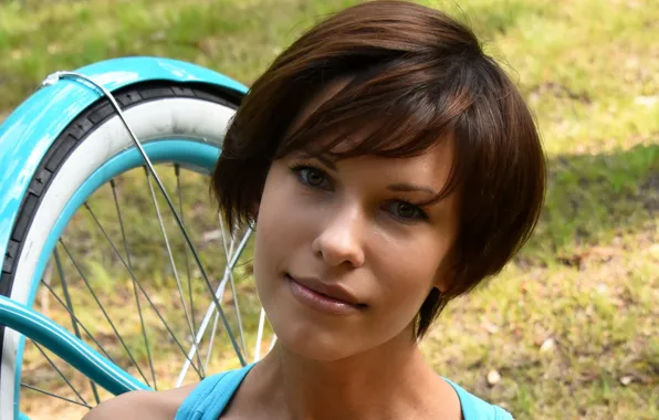 Picture look, bike, face, model, brunette, Susi R, Suzanne