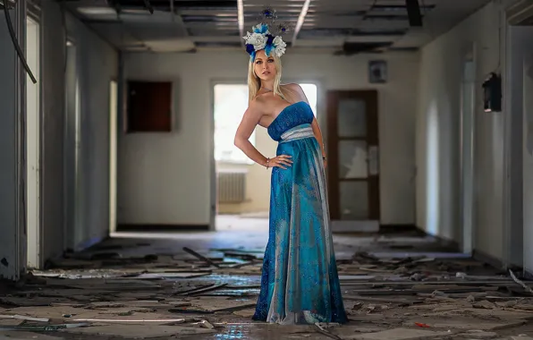 Light, fashion, dress, model, abandoned, corridor