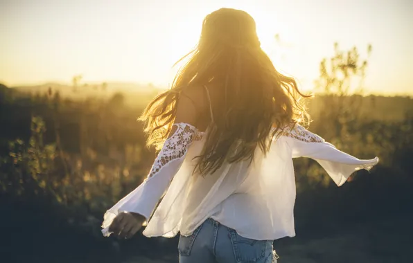 Girl, the sun, hair