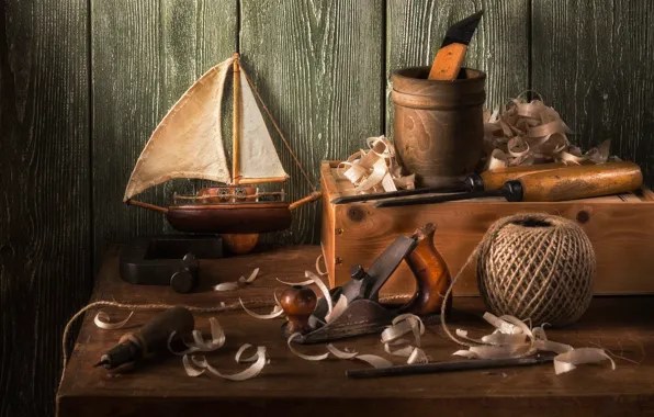 Board, instrumento, workshop, still life, boat, box, thread, twine