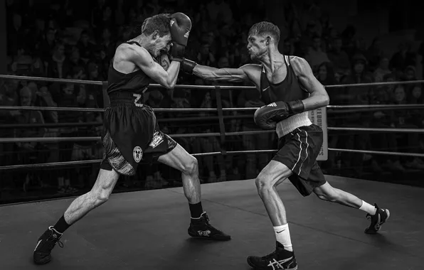 Picture Black White, Eddie Leach, Right cross