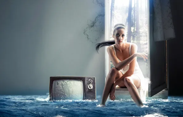 Girl, the situation, TV, the flood