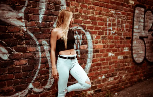 Picture girl, wall, street