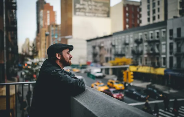 Picture people, hat, building, New York, traffic light, male, beard, jacket