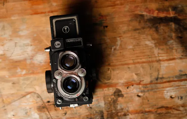 Retro, The camera, Background