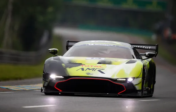 Aston Martin, Vulcan, AMR Pro