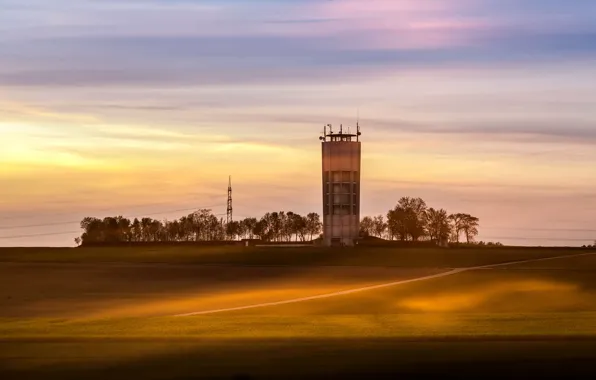 Field, the sky, tower