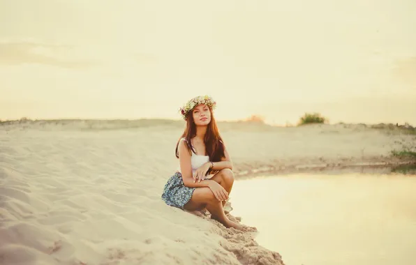 Picture girl, the sun, pond, hair, sand, a crown of flowers