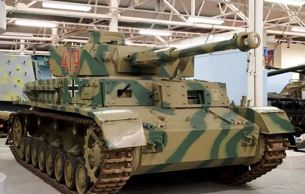 Tank, Museum, German, average, WW2, D/H, Panzer IV Ausf