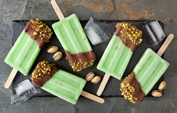 Chocolate, dessert, chocolate, ice cream, ice cubes, nut, pistachio, pistachio ice cream