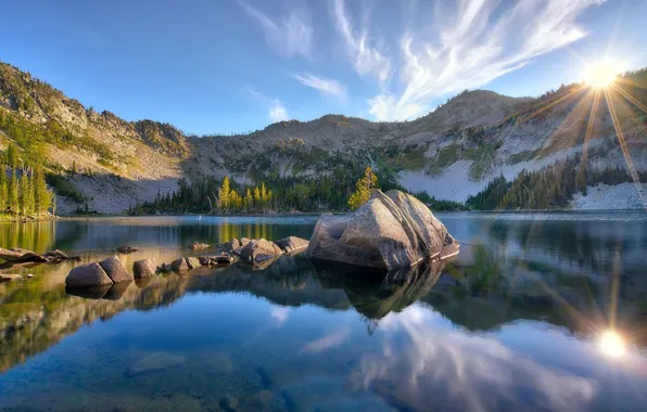 Picture lake, stones, Oregon, USA