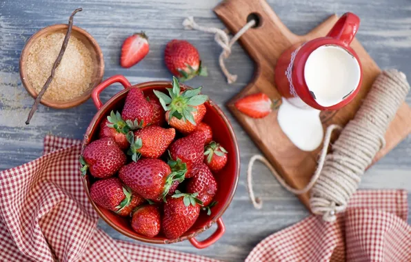 Berries, strawberry, plate