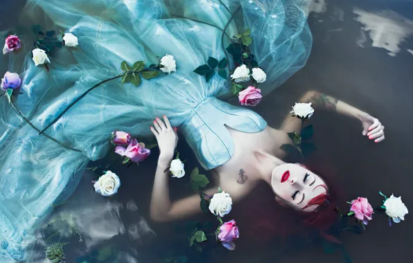 WATER, DRESS, TATTOO, FLOWERS, ROSES, CORSET, MAKEUP, RED