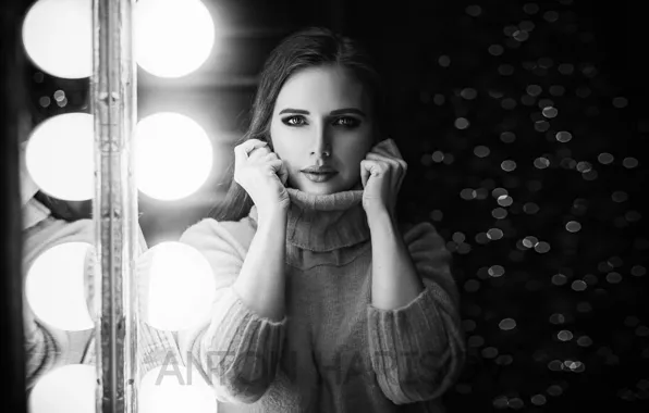 Look, light, pose, glare, lamp, model, portrait, hands