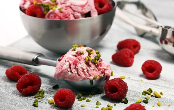 Balls, berries, raspberry, nuts, dessert, pistachios, morojenoe, Oxana Denezhkina