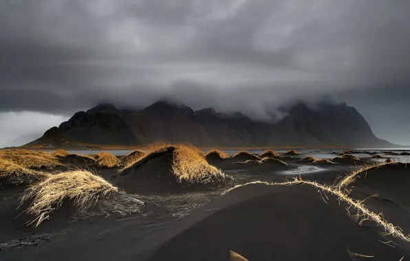 Grass, clouds, mountains, overcast, shore, dunes, haze, Iceland