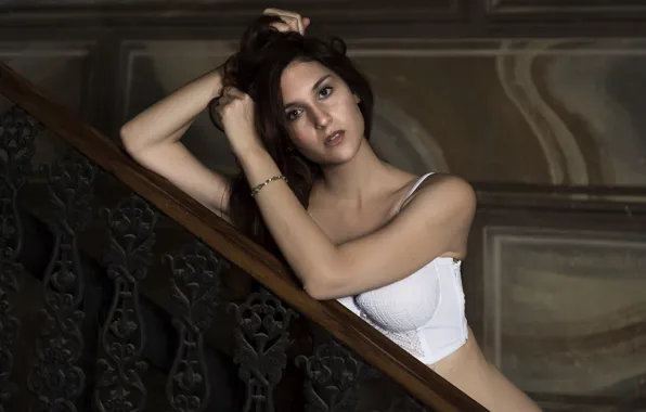 Look, face, model, body, cutie