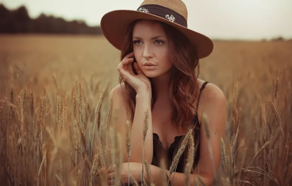 Field, look, girl, face, mood, hat, hands, ears