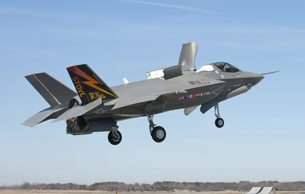 The sky, landing, the airfield, F-35