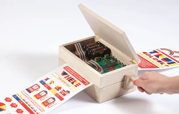 Fee, tape, box, camera, OFM Music Box