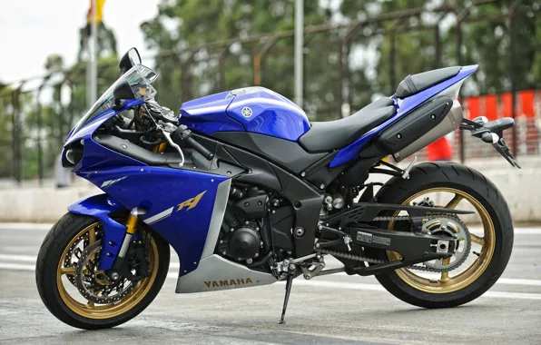 Yamaha, YZF